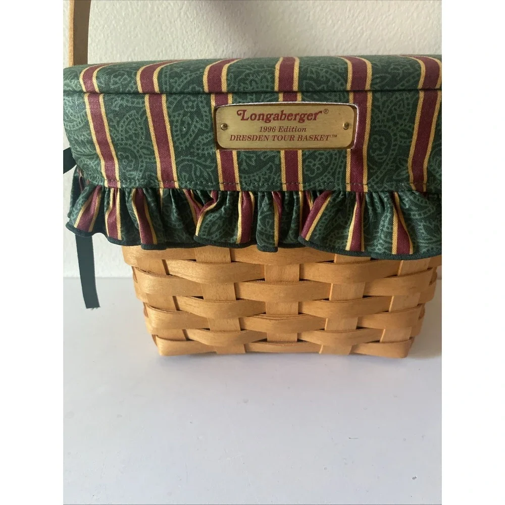 Longaberger Dresden & Company Tour Basket W/ Handle, Padded top & Handle 1996